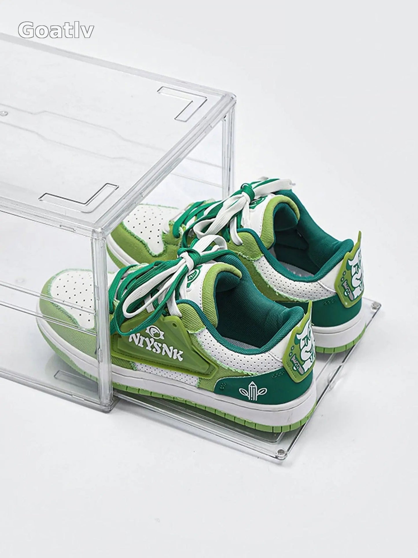 Sneakerhub Everything Goes With Casual Sneakers - 1984