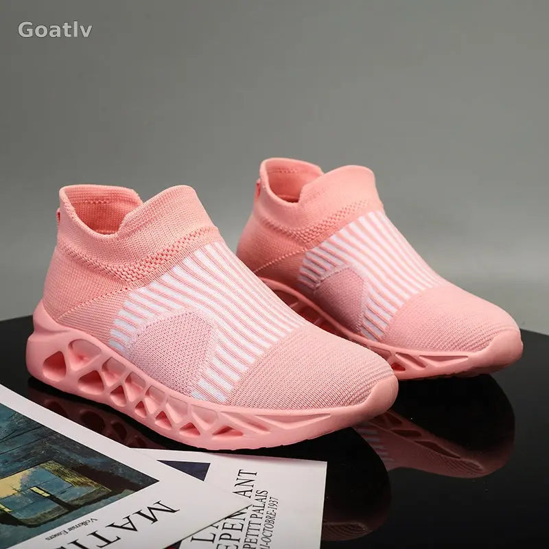 Strato Swift T4 Sneakers - 1984