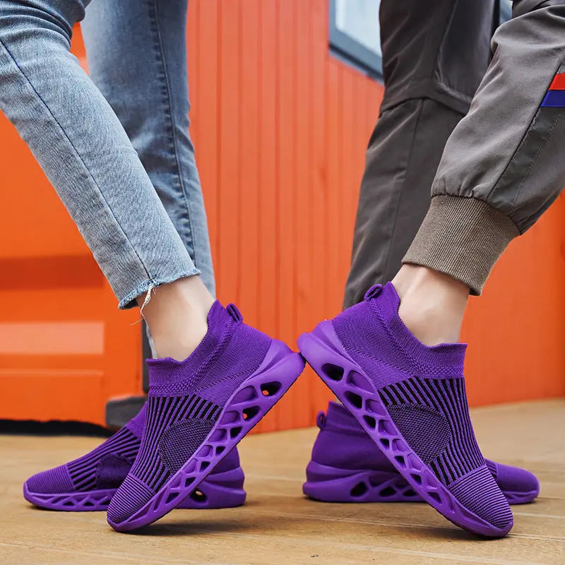 Strato Swift T4 Sneakers