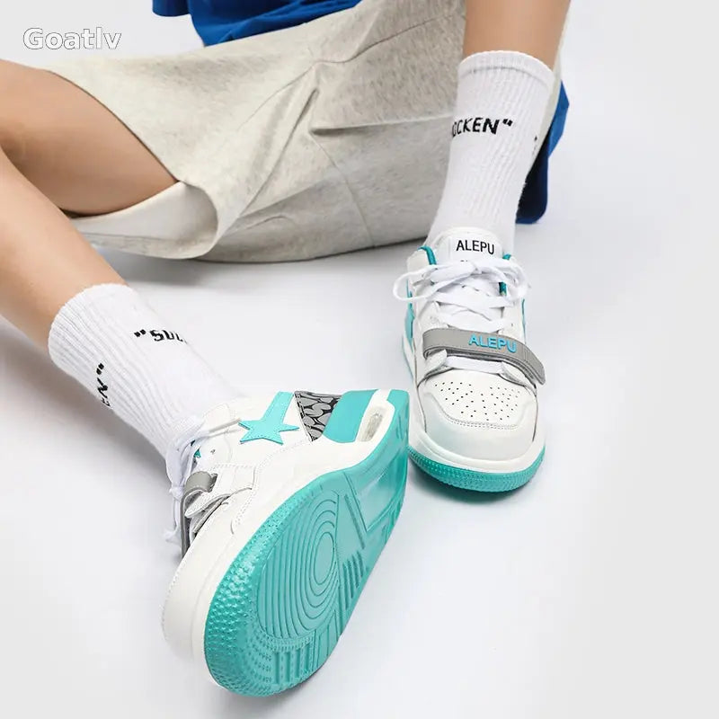 Summit Pulse T4 Sneakers - 1984