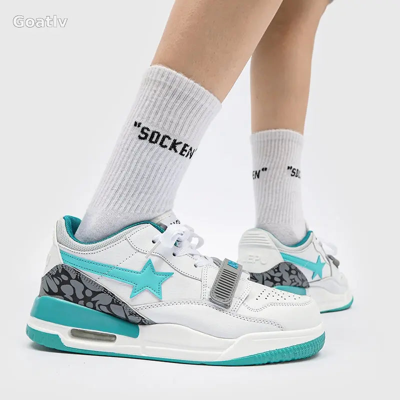 Summit Pulse T4 Sneakers
