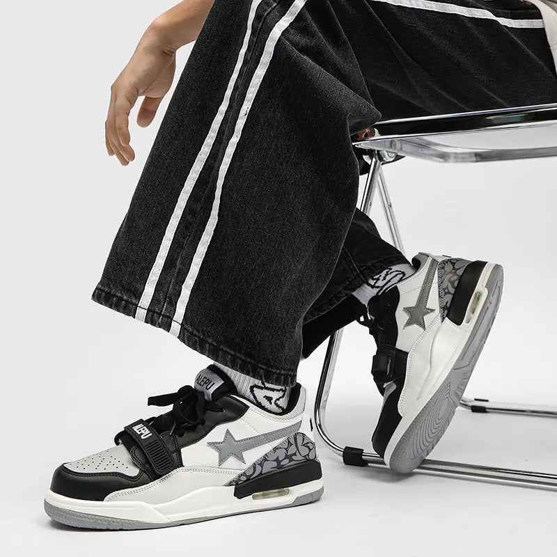 Summit Pulse T4 Sneakers