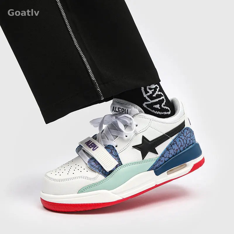 Summit Pulse T4 Sneakers