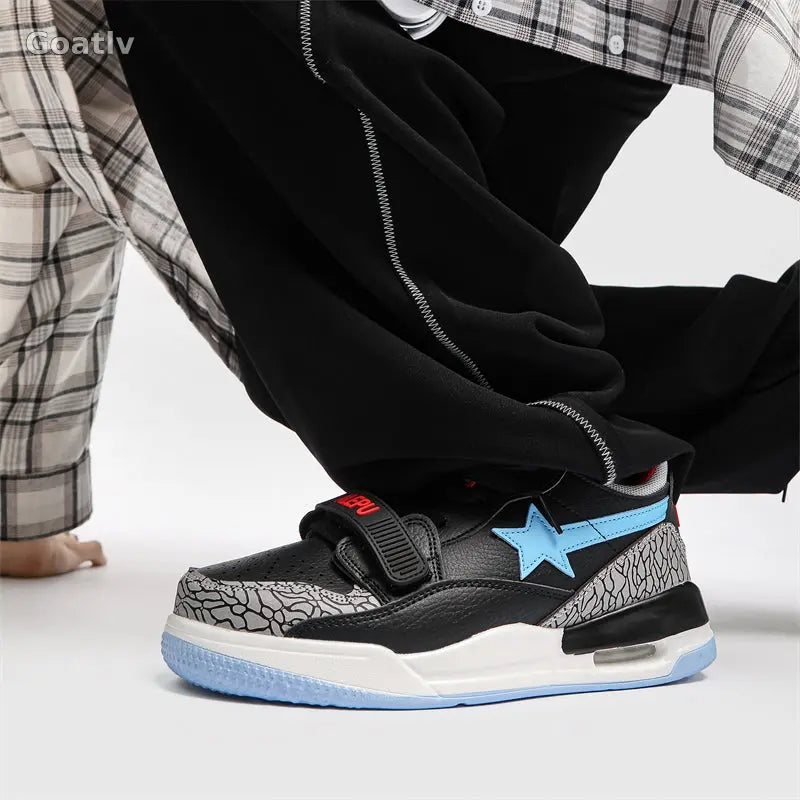 Summit Pulse T4 Sneakers