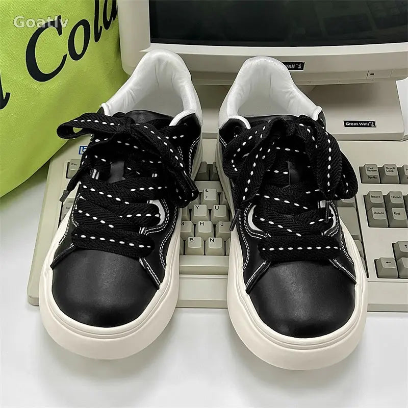 ZEAL 'Next Gen Love' T4 Sneakers - 1984