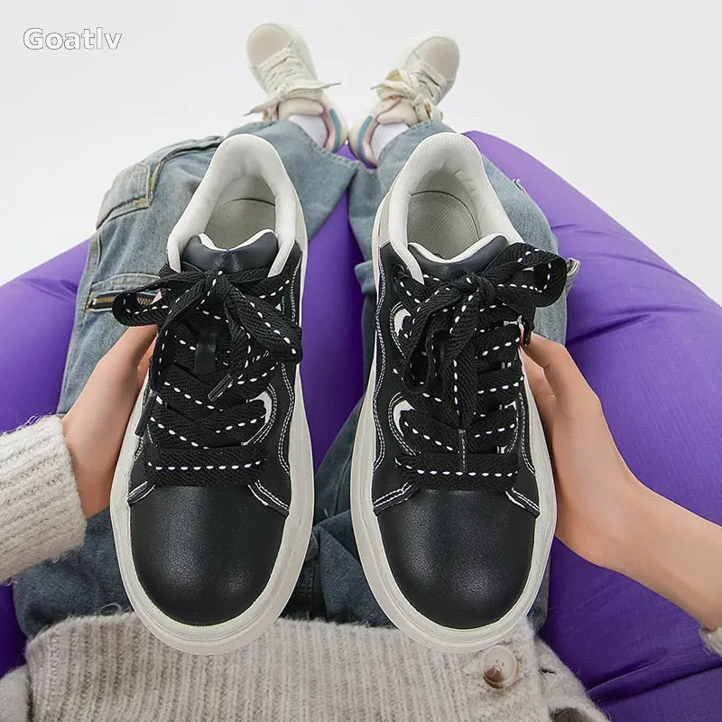ZEAL 'Next Gen Love' T4 Sneakers - 1984