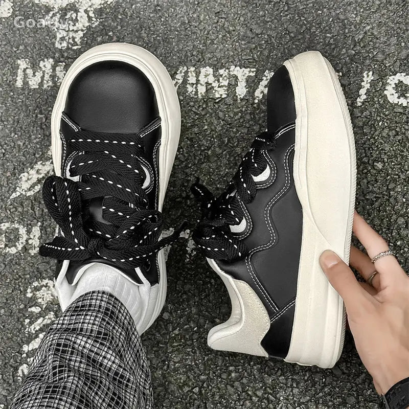 ZEAL 'Next Gen Love' T4 Sneakers - 1984