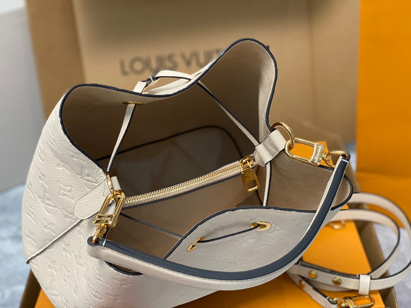 BFWD - LOV Bags - 1063 Bags Fashion Waves