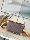 LV Soul Trunk East West Monogram Dus M11744