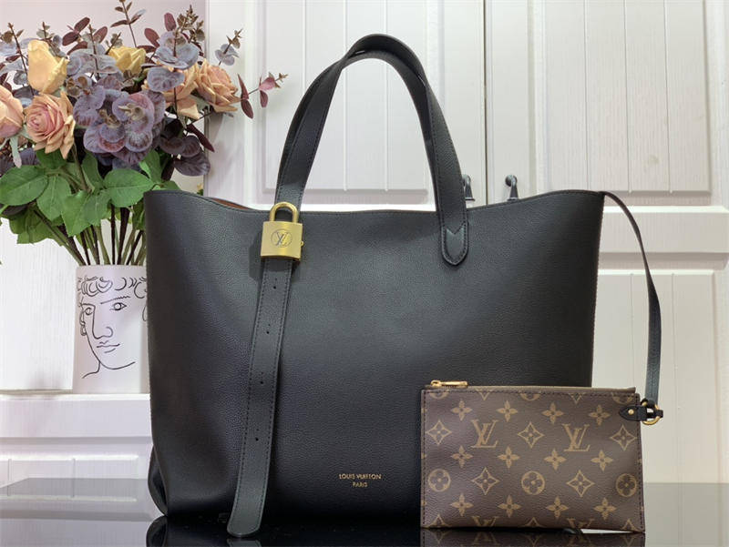 LV Onthego Monogram M25342