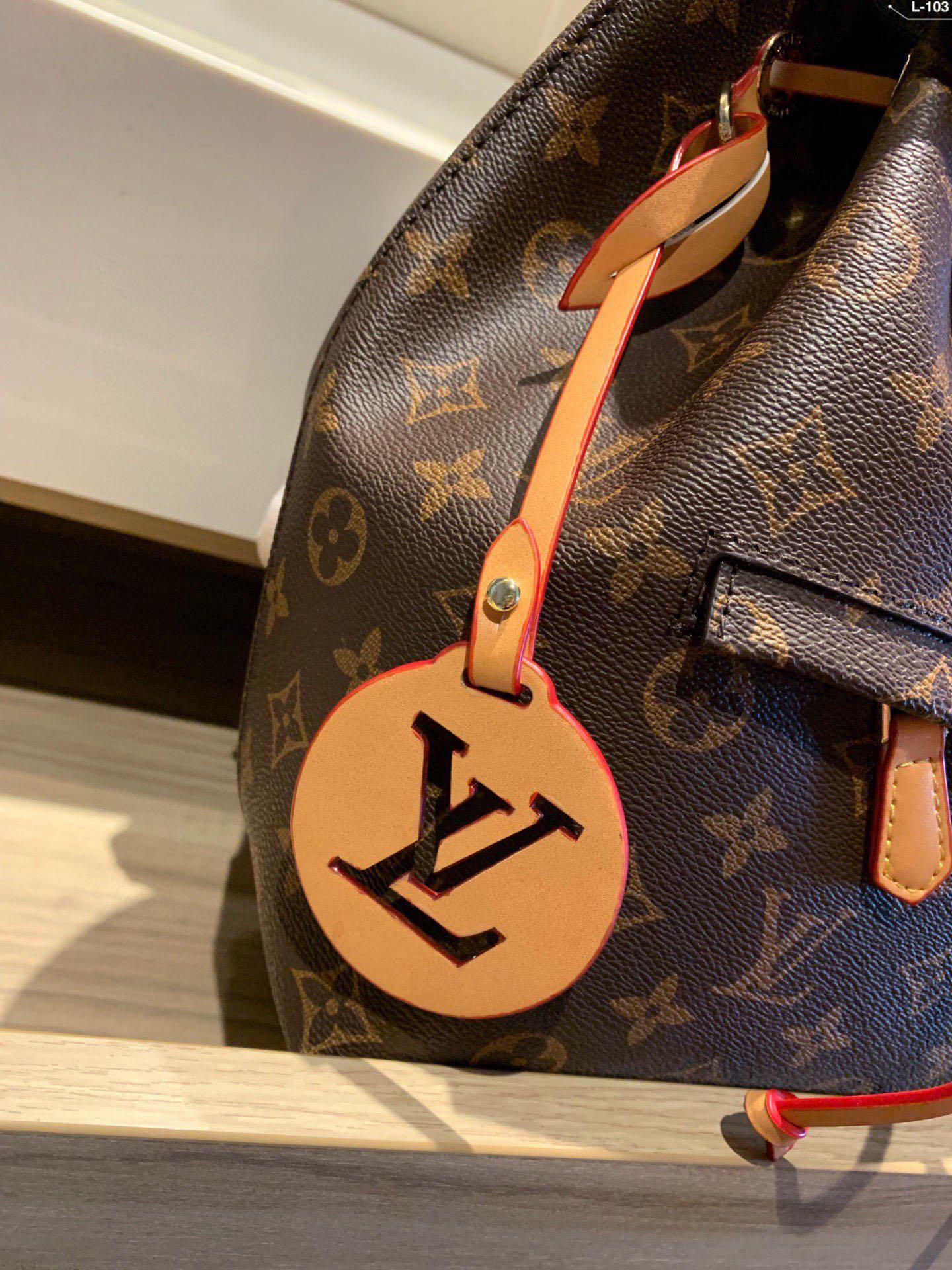 Sneakerhill - Luxury Edition Bags LUV 477