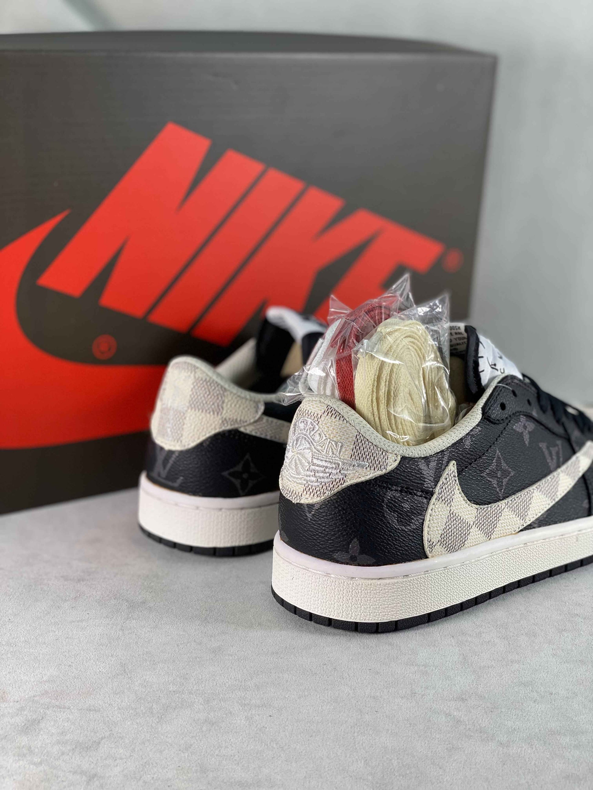 Custom Travis Scott x Fragment x Air Jordan 1 Low TS x LV DM7866-512