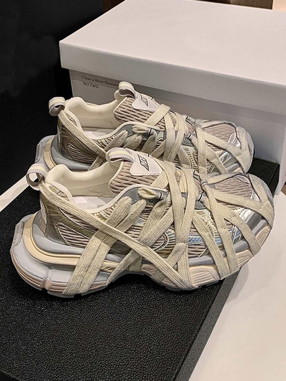 Sneakerhill High Street Lace-up Casual Sneakers - 1984