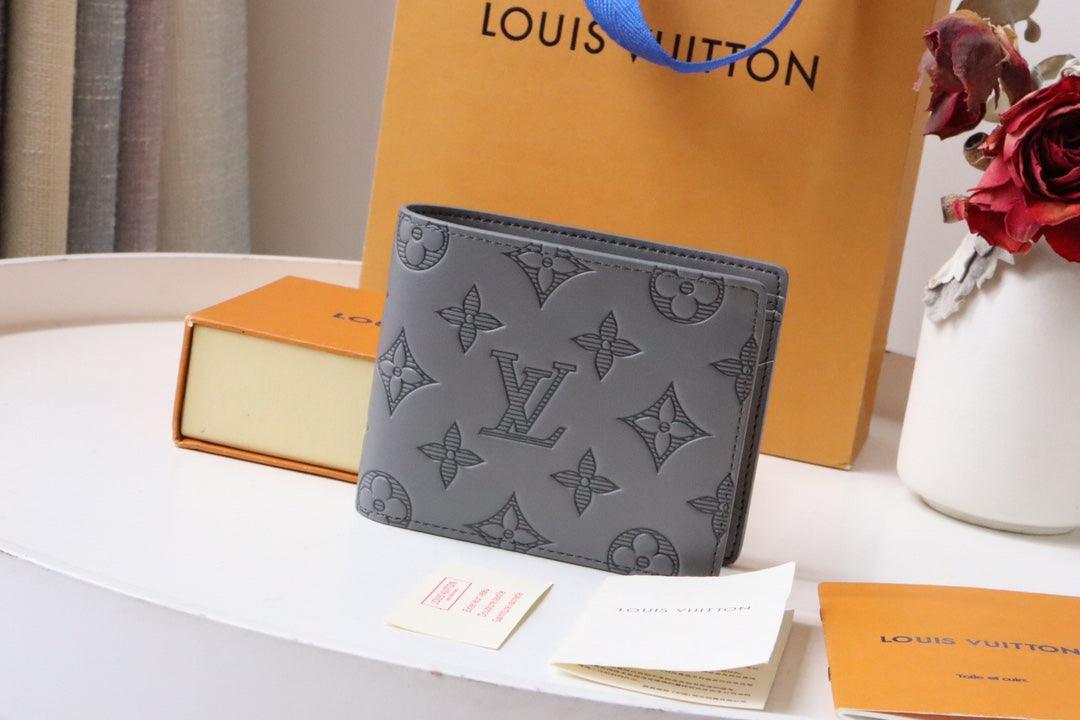 LV Wallet M81383 luxurysteps