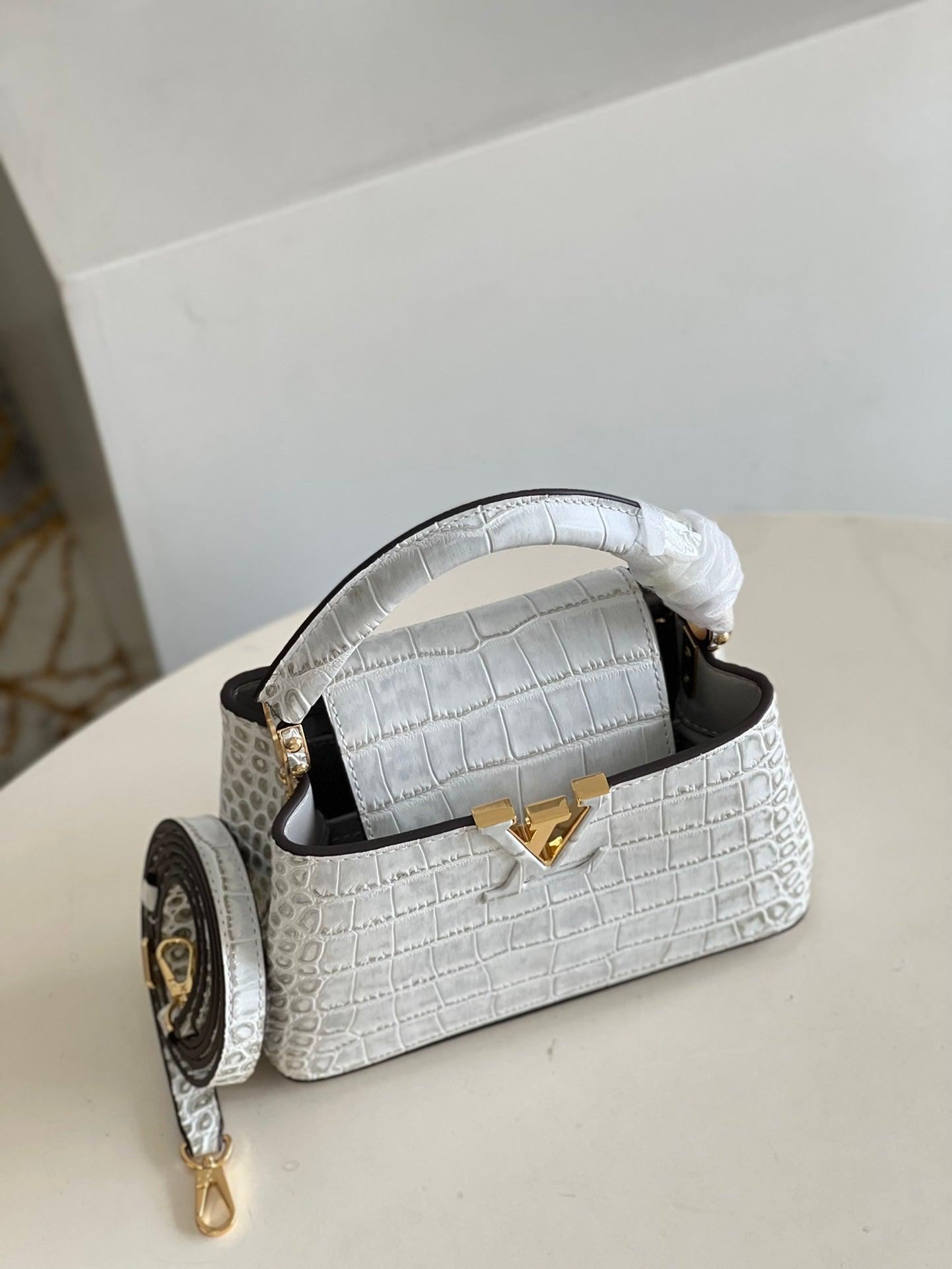 LV Capucines Monogram Flower M48865 luxurysteps