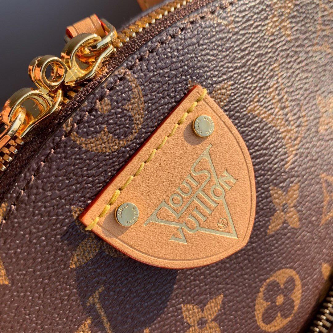 LV Moon Nicolas Ghesquière Monogram M44944 sneakeronline