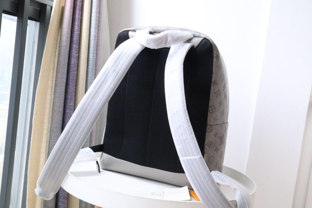 SO - LV RACER BACKPACK M46105 luxurysteps