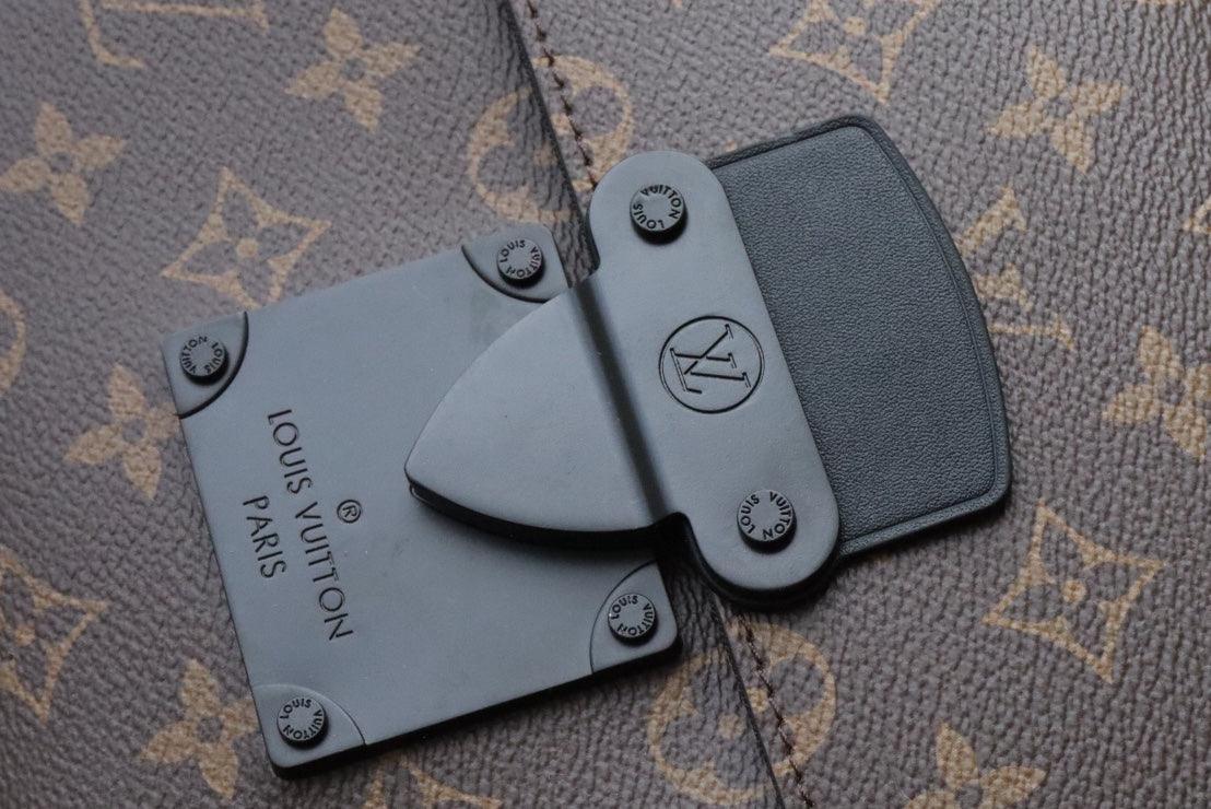 LV S LOCK A4 POUCH M80560 LUXURYSTEPSCO