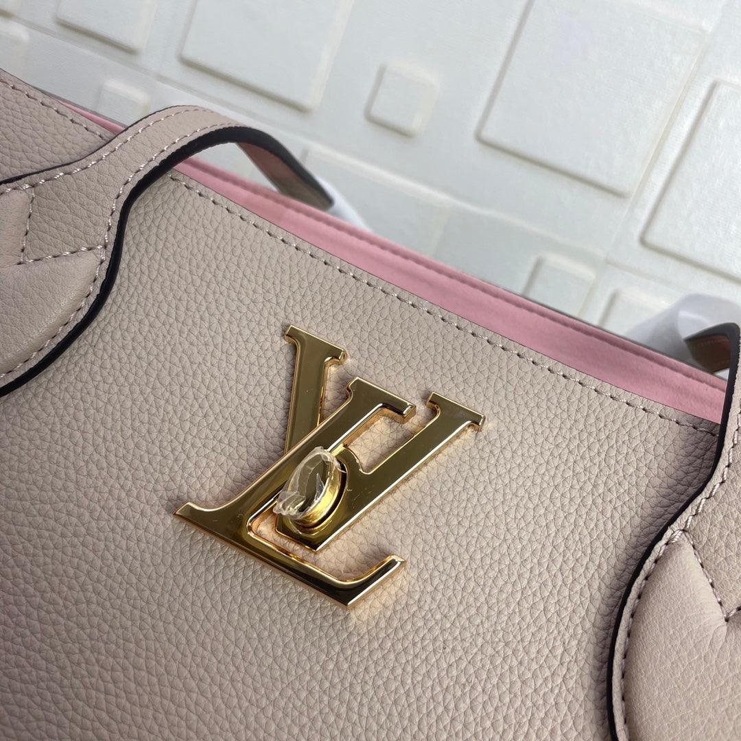 LV Lockme M57345 luxurysteps