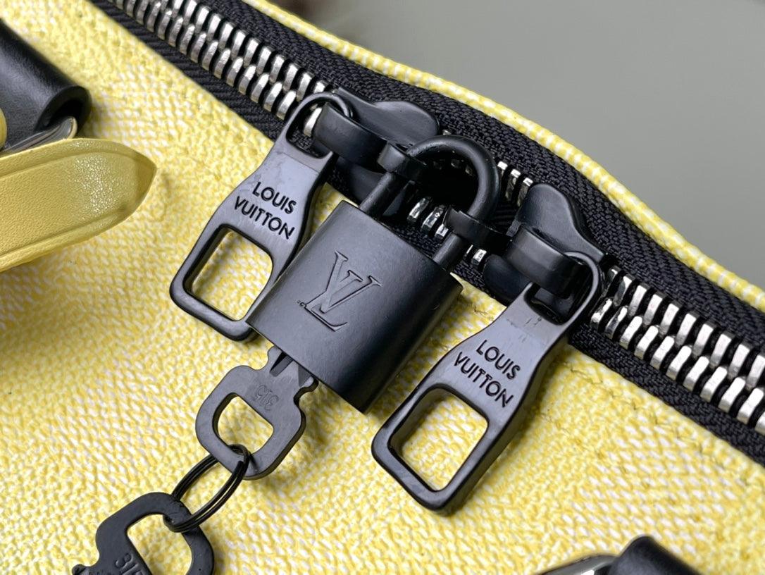 LV Monogram M59912 50 LUXURYSTEPSCO