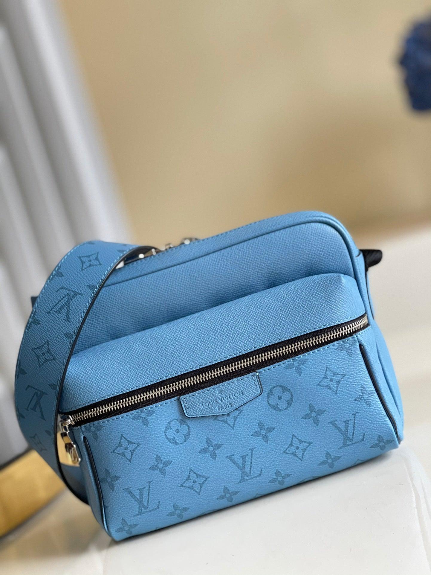 LV Taigarama Outdoor M30233 LUXURYSTEPSCO