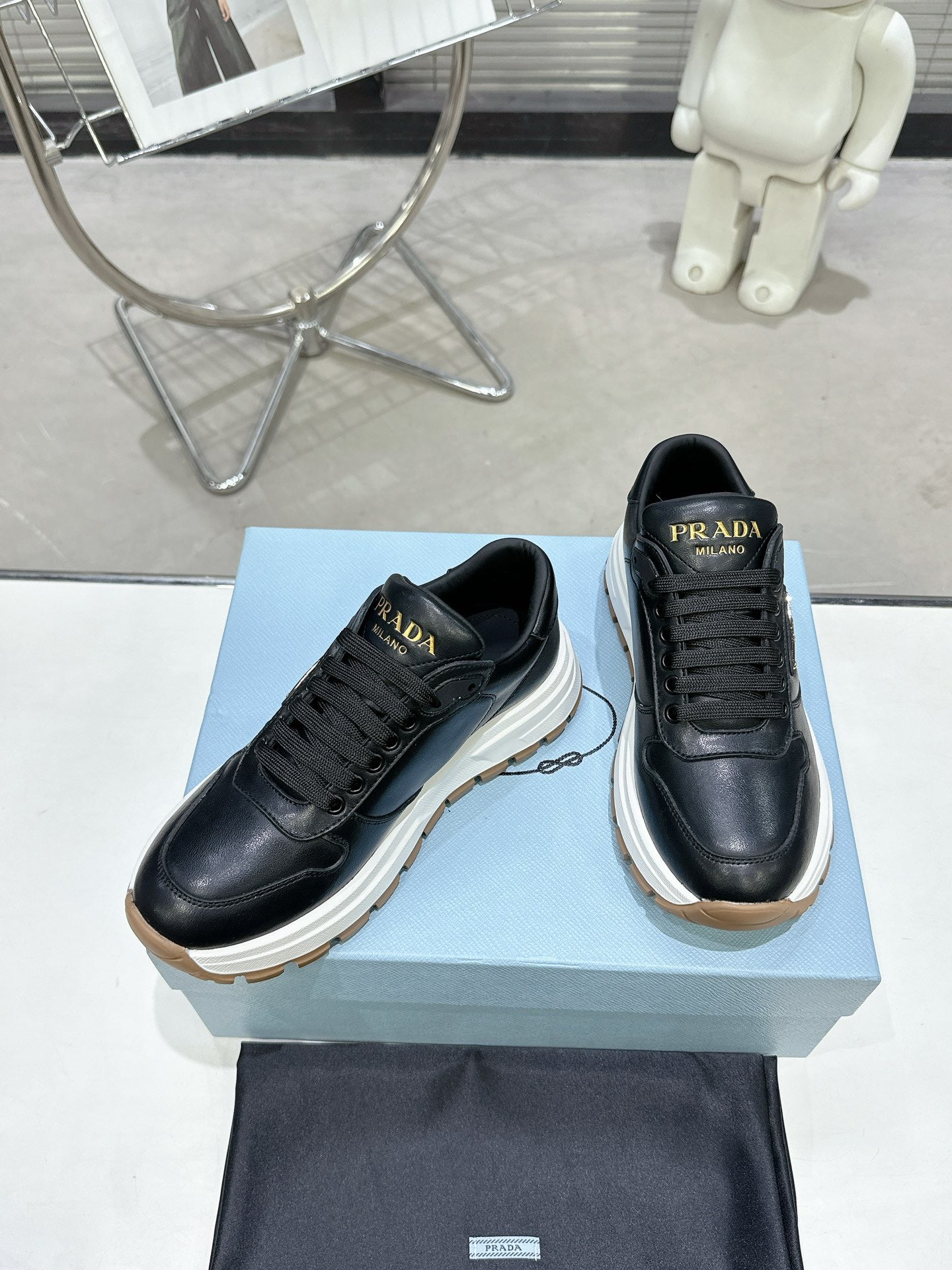 PRD Triangle Logo Leather Black Sneakers -047