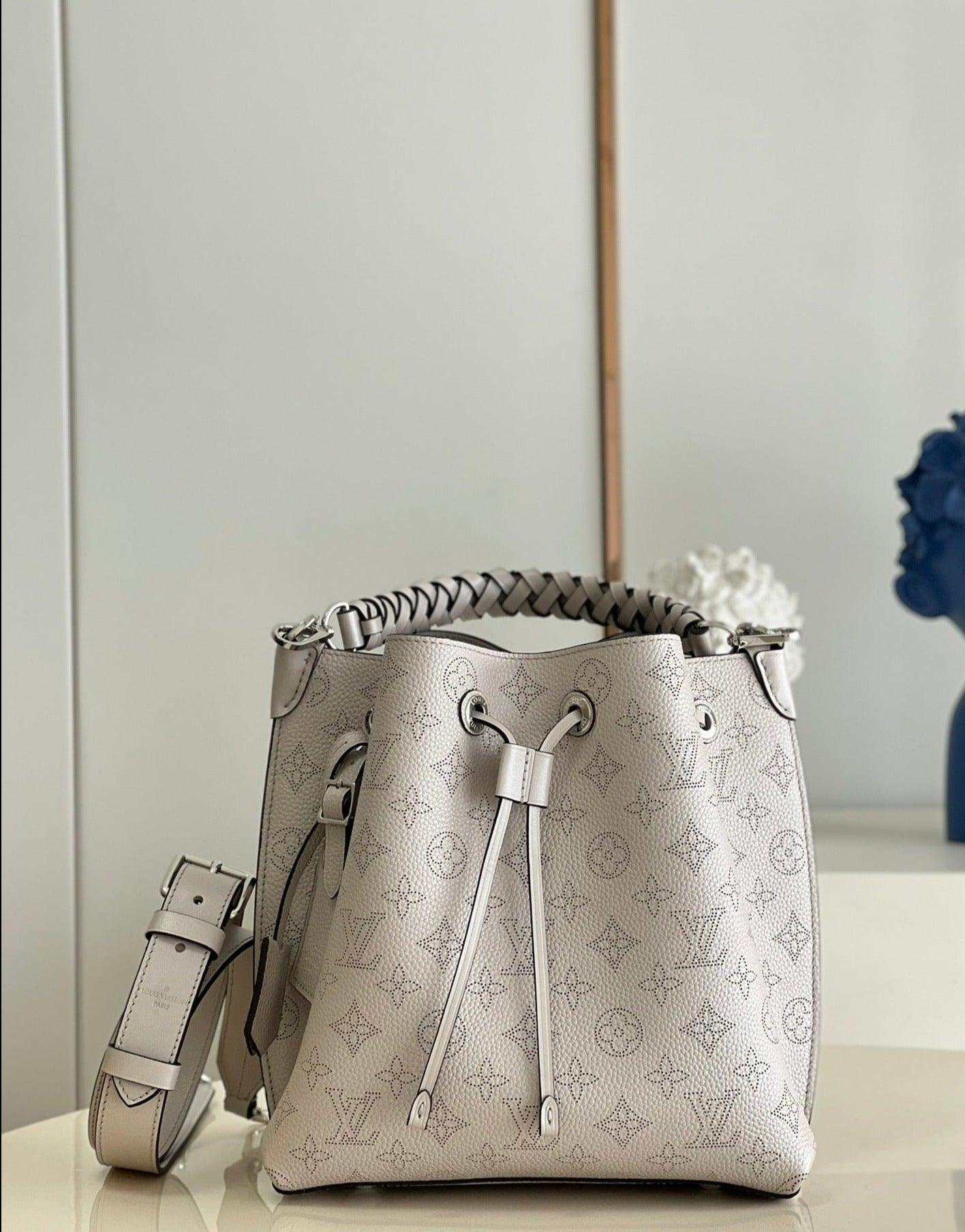 LV Muria Monogram M587889 luxurysteps