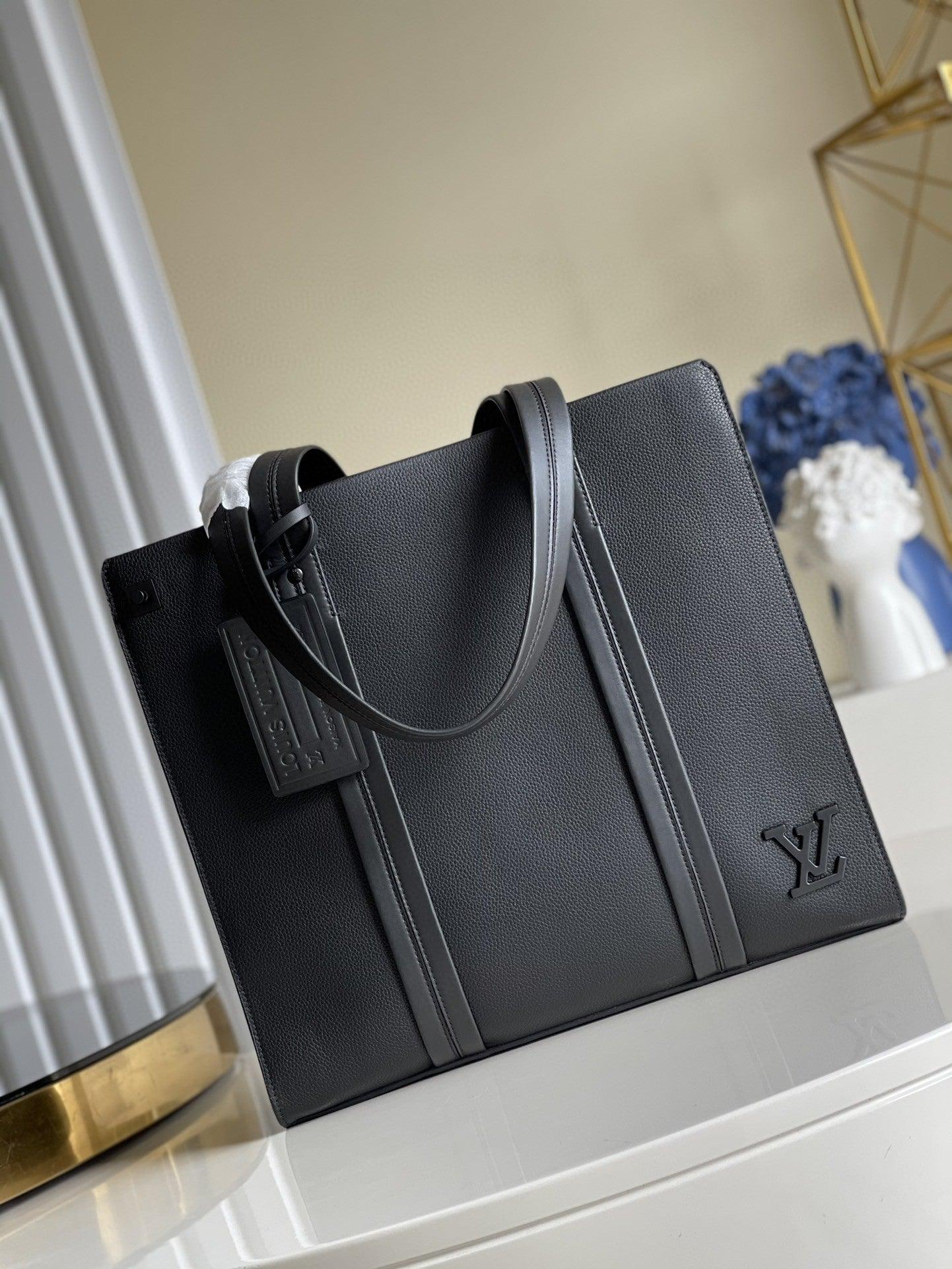 LV Aerogram Tote M57308 luxurysteps