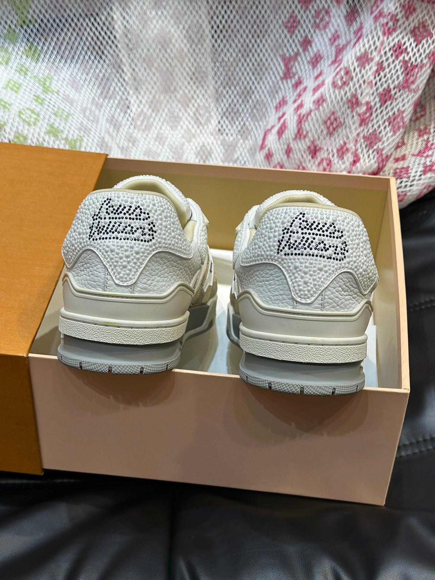 LUV Creme Trainer Sneakers-082