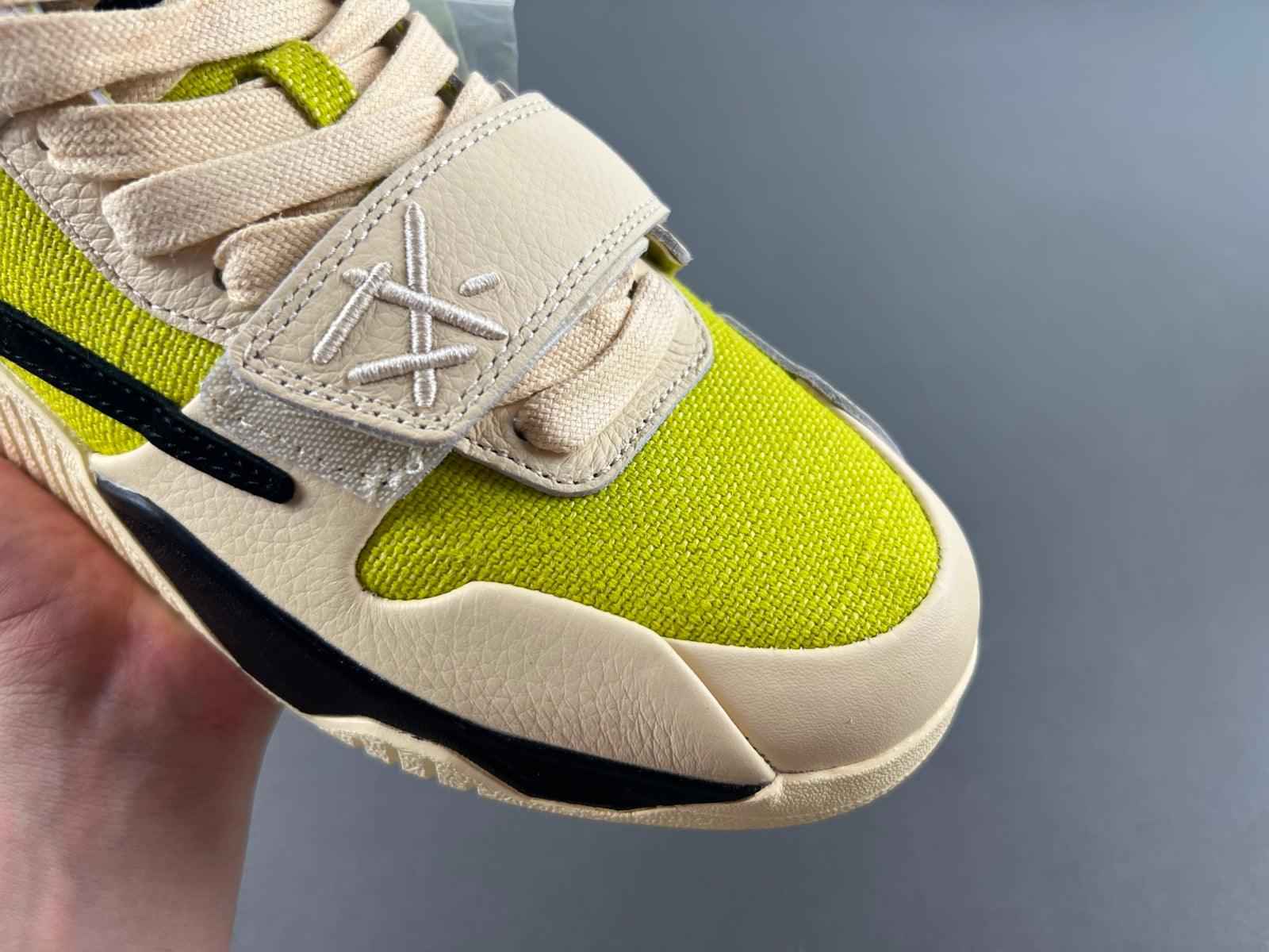 Custom Travis Scott x Jordan FZ8117-102
