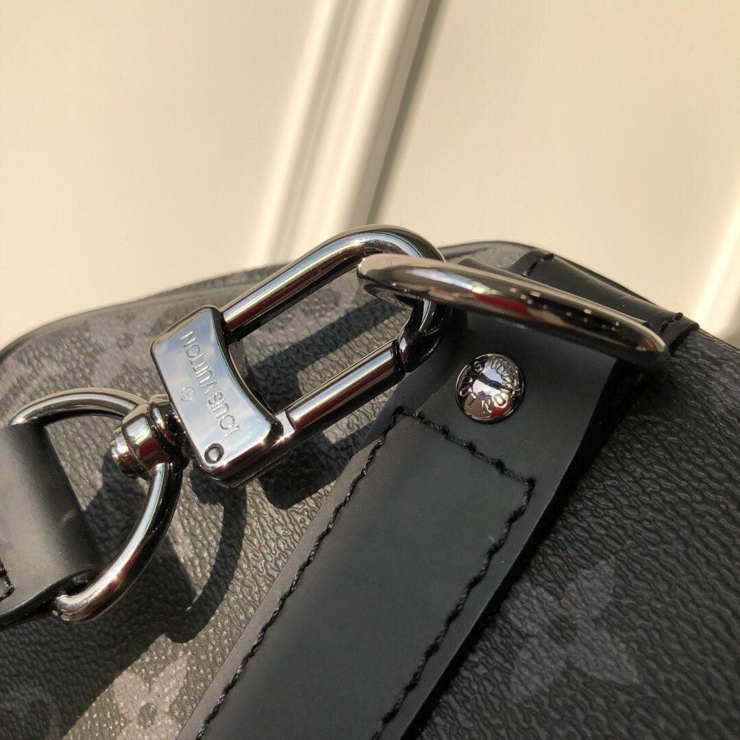 LV Keepall Bandouliere 55 Monogram Eclipse Canvas For Men, Bags, Travel Bags 21.7in/55cm LV M40605