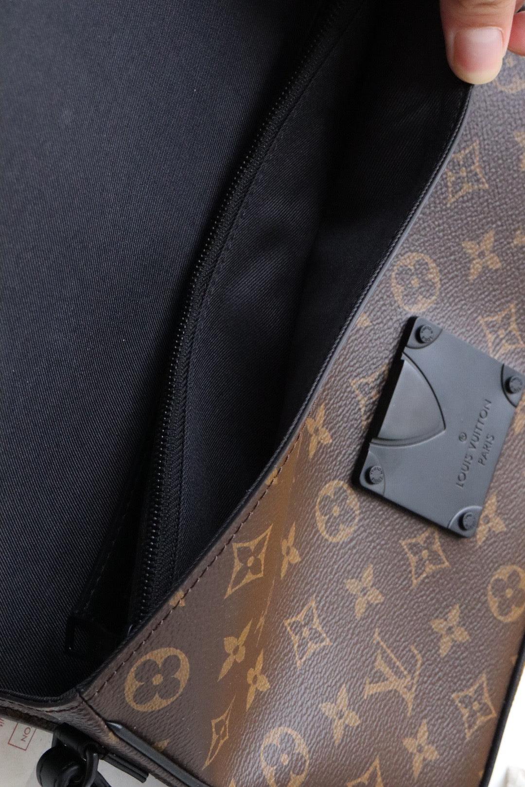 LV S LOCK A4 POUCH M80560 LUXURYSTEPSCO