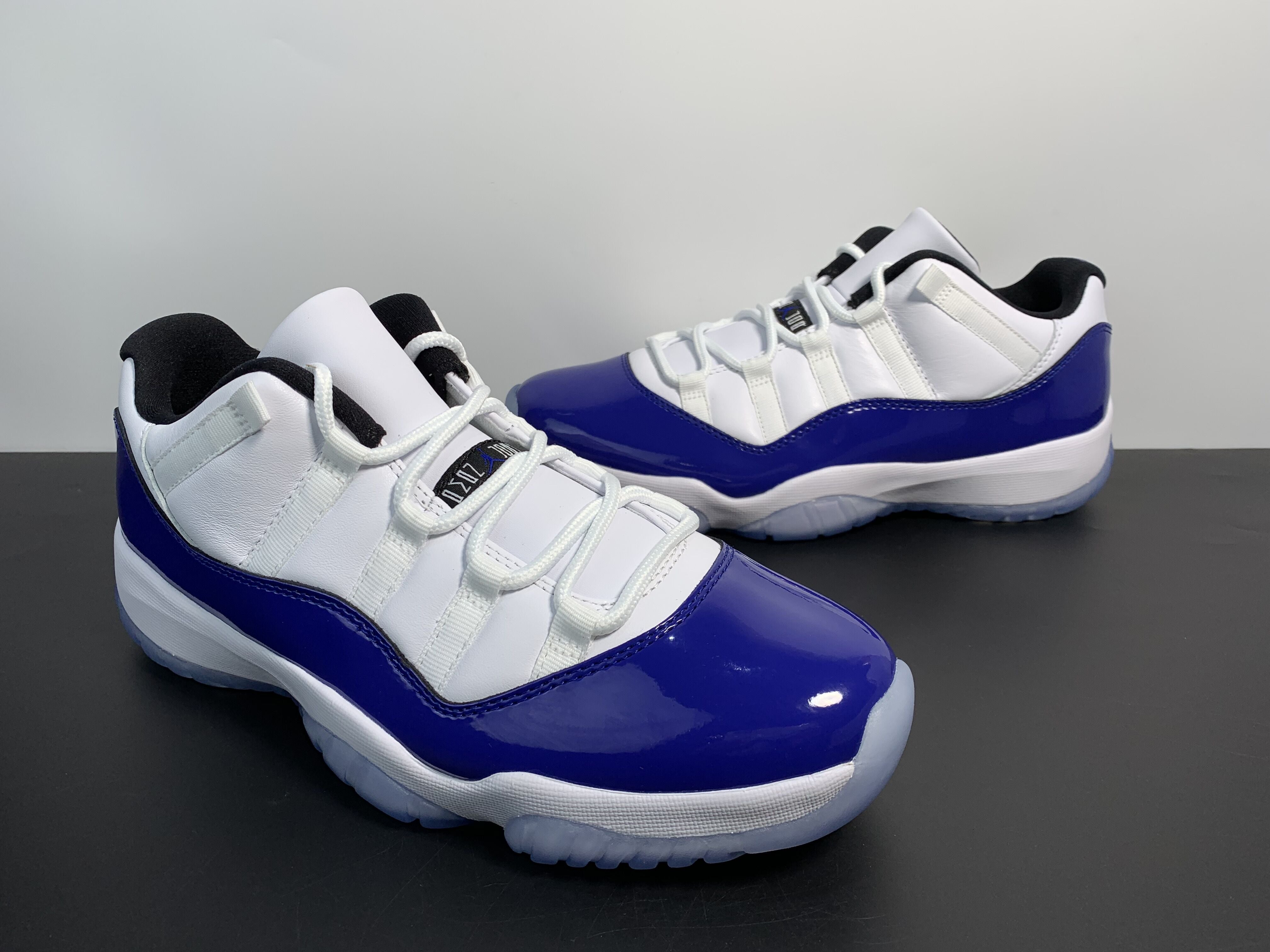 Air Jordan 11 Concord AH7860-100