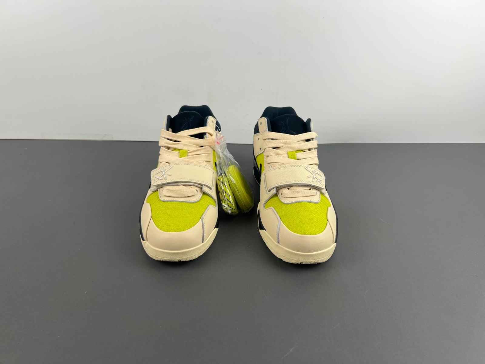 Custom Travis Scott x Jordan FZ8117-102