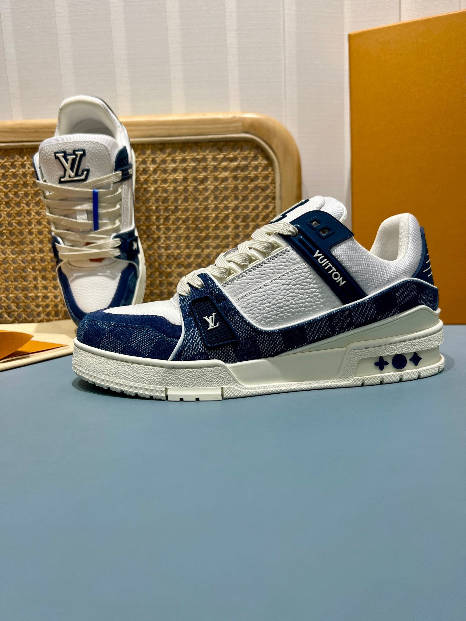 LUV Maxi Thick Blue Trainer Sneakers-073