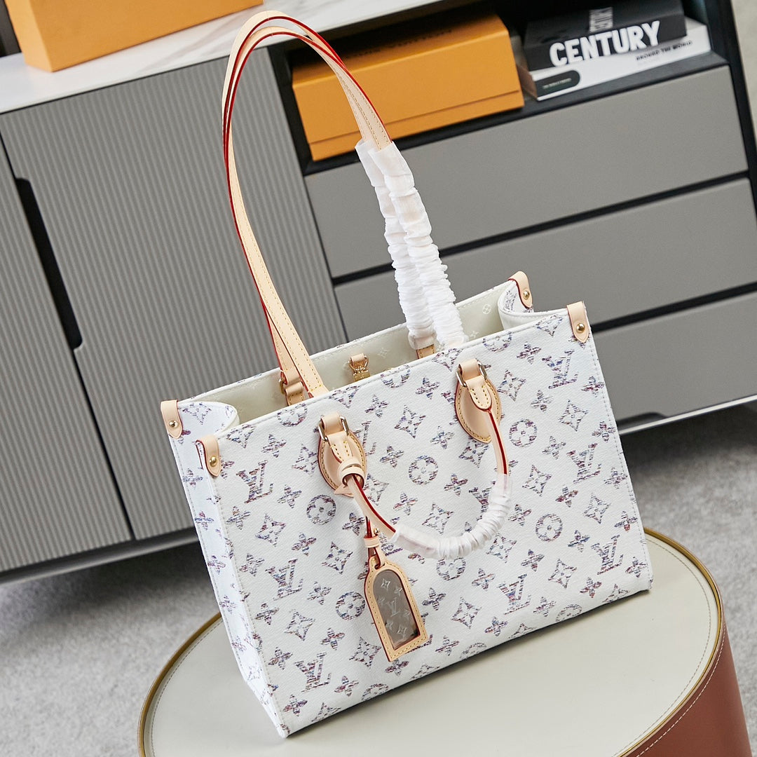 New Fashion Bags LV OnTheGo Monogram M24708 sneakeronline