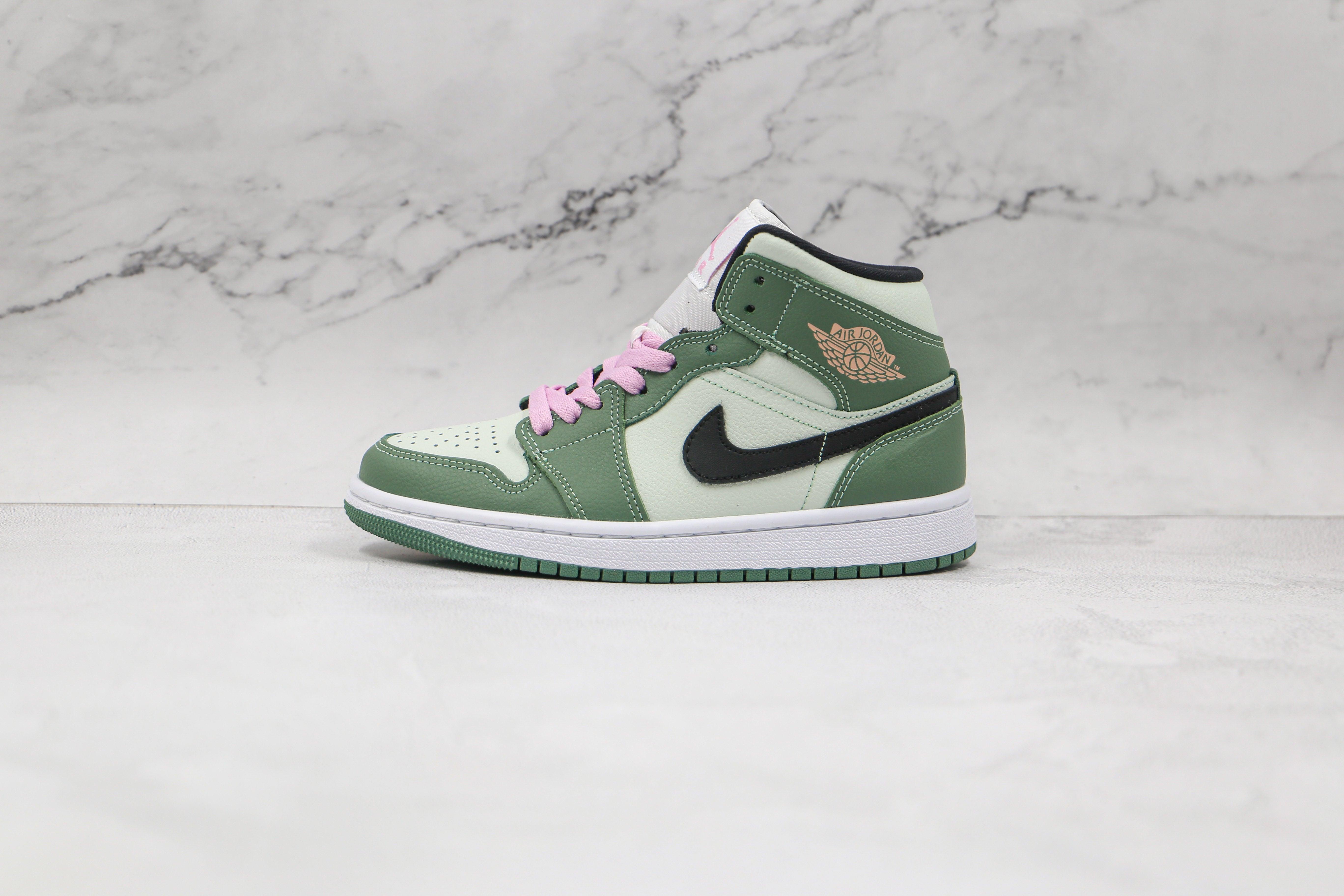 Custom Air Jordan 1 Dutch Green High Q - sneakerhypesusa