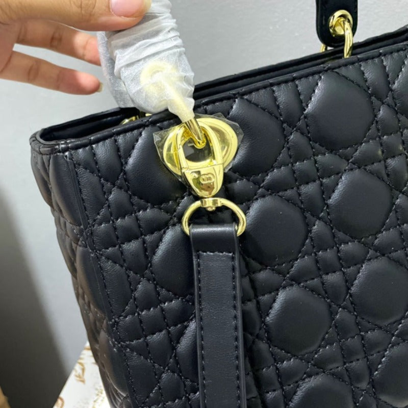 1984 - Lady Handbag Black/Gold Hardware