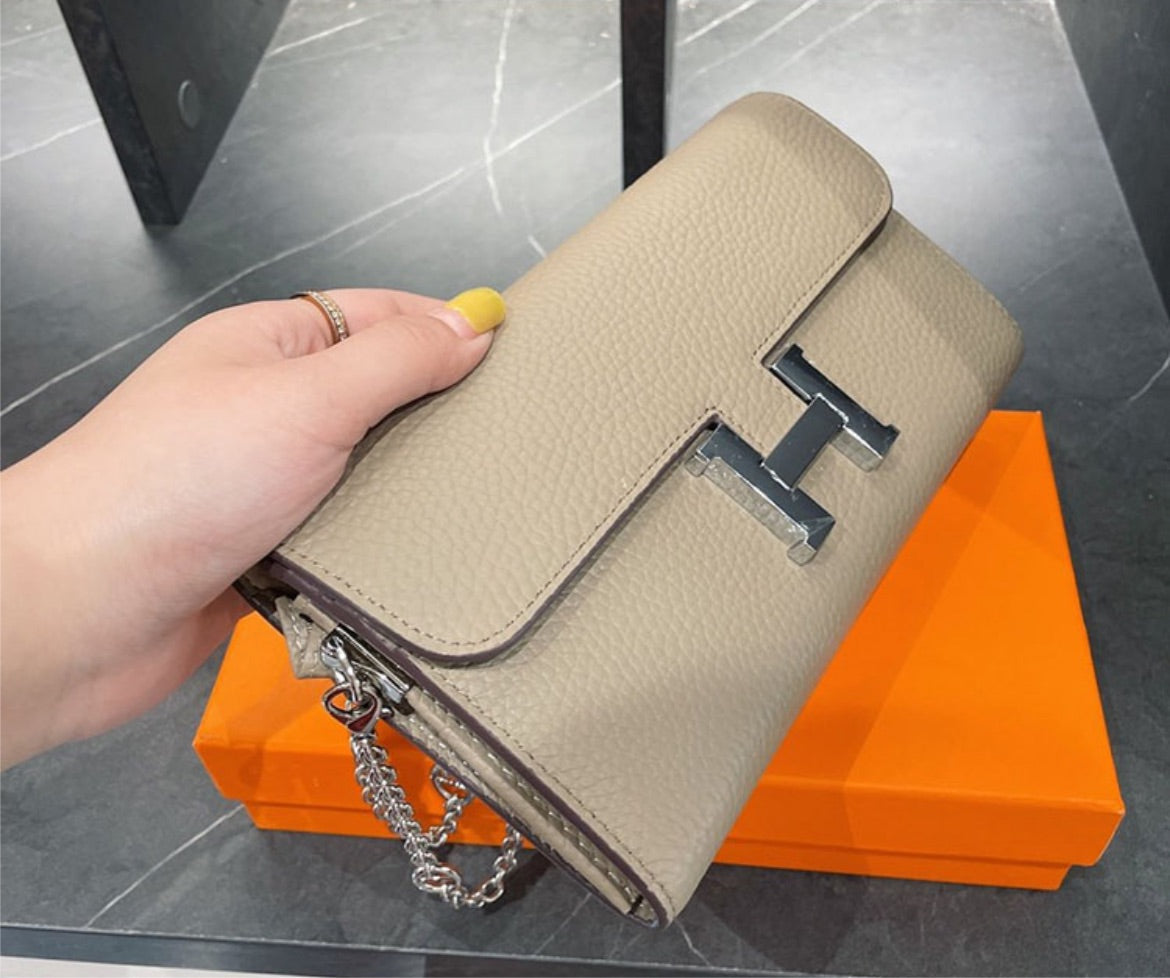 Woman new Hermes shoulder bag Forever Edgy