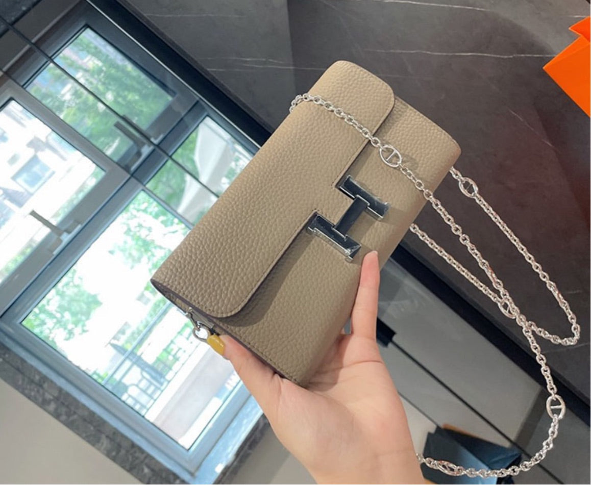 Woman new Hermes shoulder bag Forever Edgy