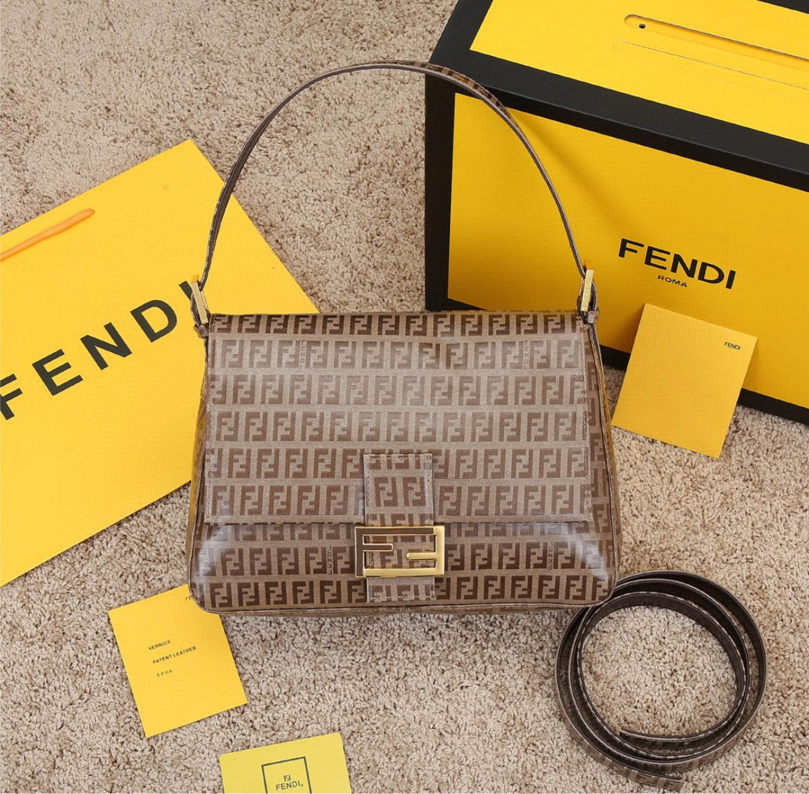 New Fendi woman shoulder handbag Forever Edgy